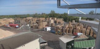 Prêts à envoyer du bois ? Cette entreprise des Deux-Sèvres met au défi des étudiants de toute la France