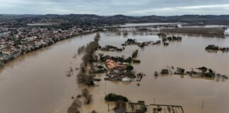Crues record et “généralisées” en France, des villages “totalement isolés” sur la Garonne | TV5MONDE